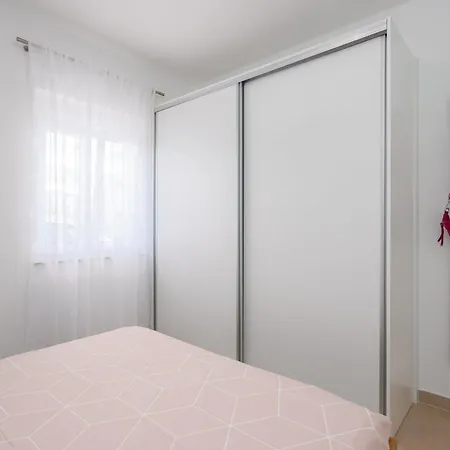 Apartman White House