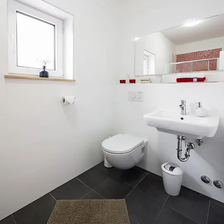 White House Apartman *