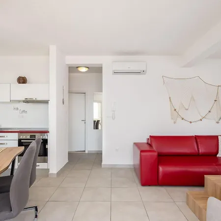 Apartman White House