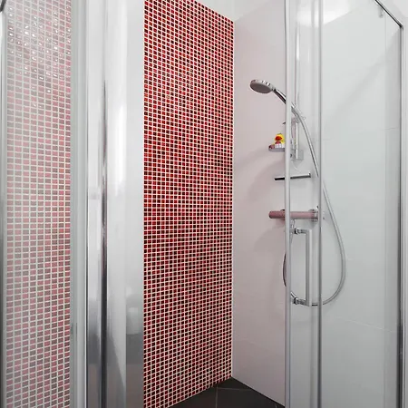 Apartman White House Marusici